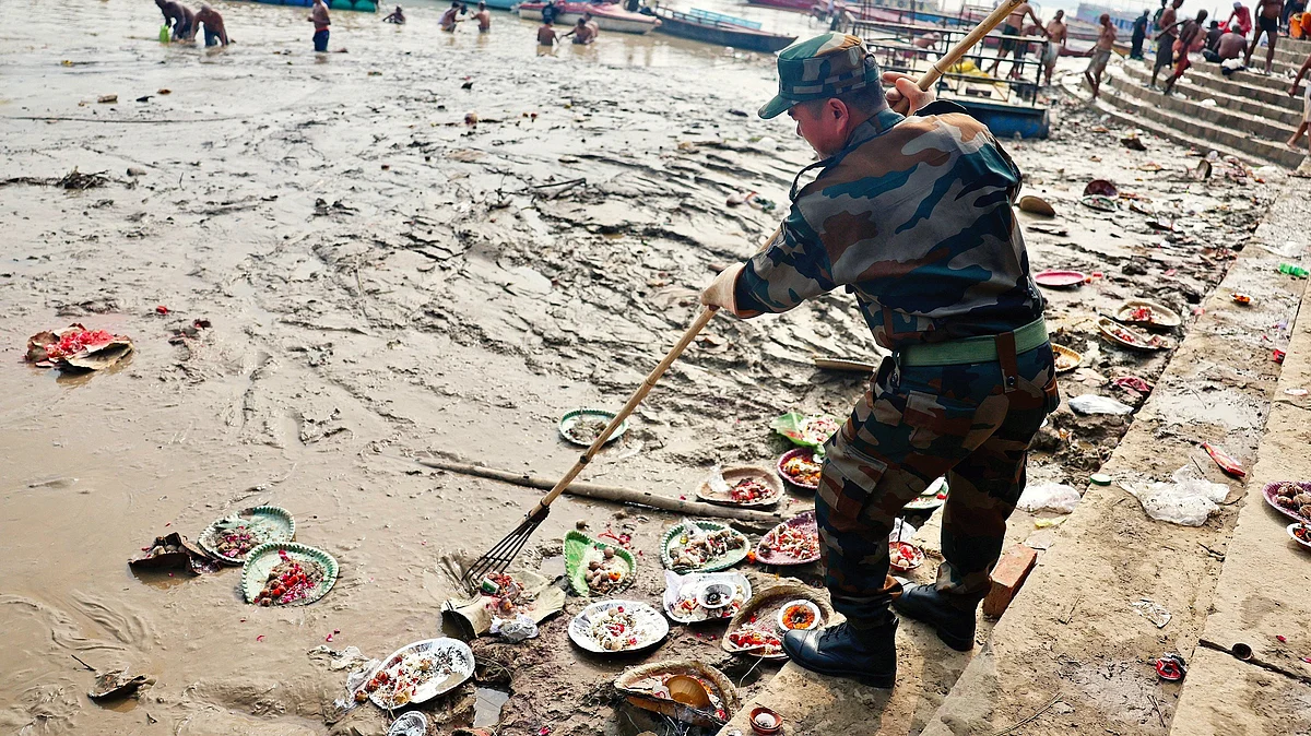 Varanasi's Assi Ghat after 'Pitri Paksha' rituals (file  photo)