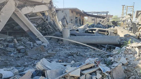 Search and rescue teams remain at the scene to recover bodies and clear debris (photo: IANS)