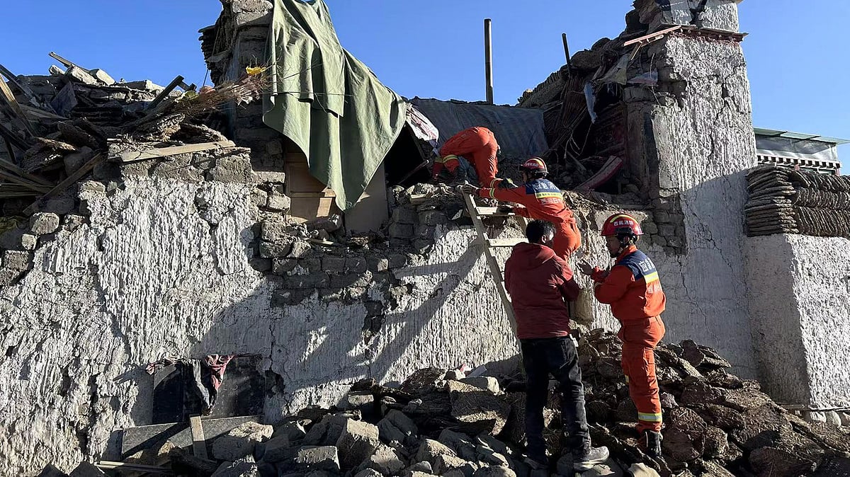 Nepal-Tibet earthquake claims 95 lives, 130 injured
