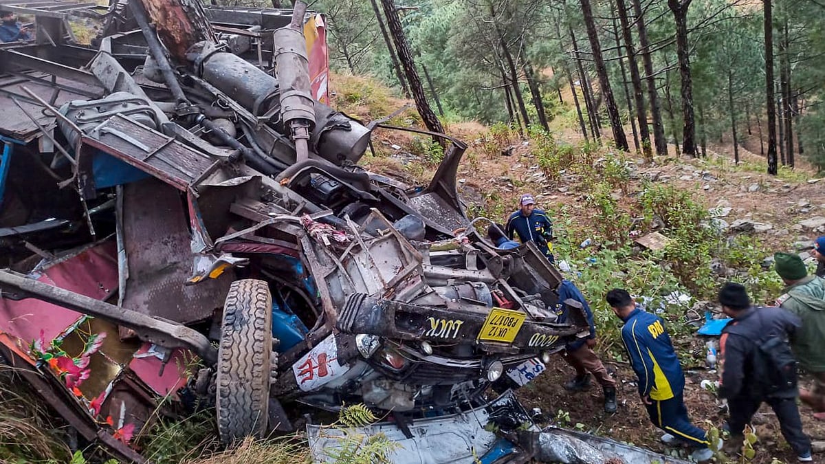 Uttarakhand: 6 dead, 22 injured as bus falls into gorge in Pauri Garhwal