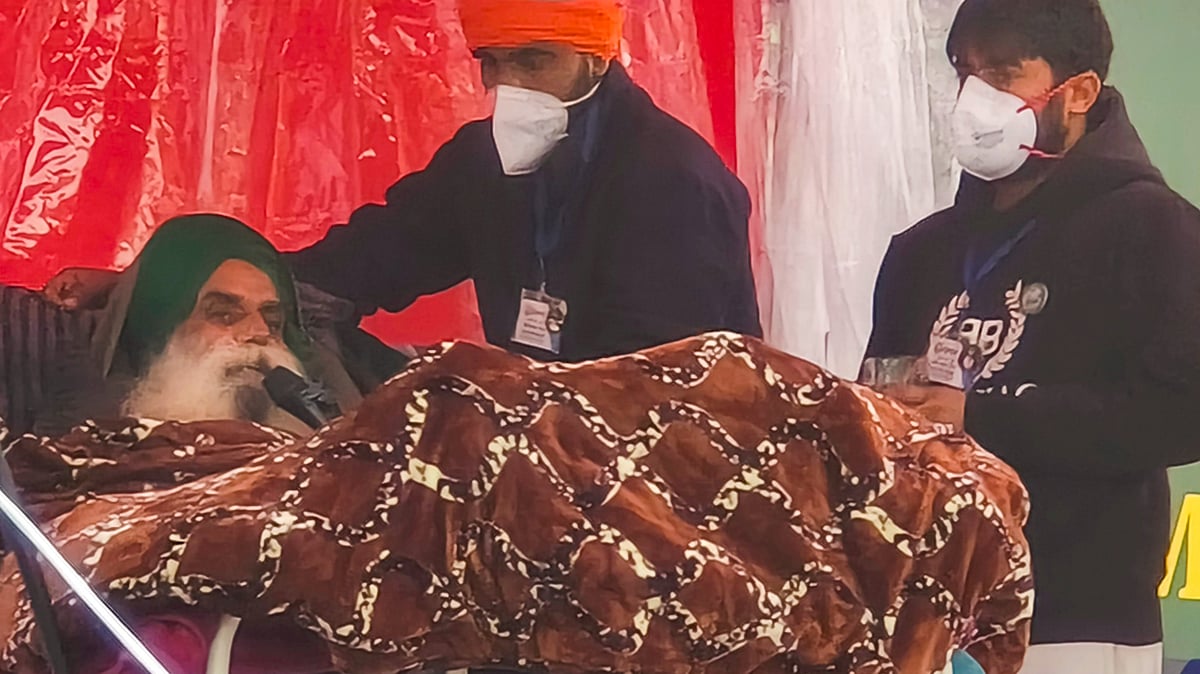 Dallewal takes medical aid; Centre to meet farmers 14 February