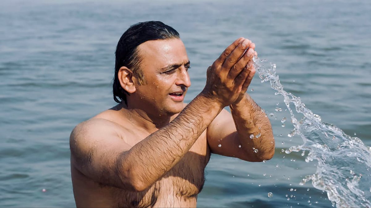 Maha Kumbh: Akhilesh Yadav takes holy dip at Sangam, trades barbs with BJP