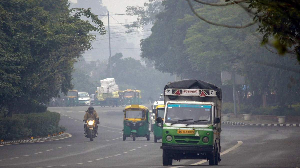 Ban on plying of BS-III petrol and BS-IV diesel four-wheelers will be imposed from 30 Jan (photo: IANS) 