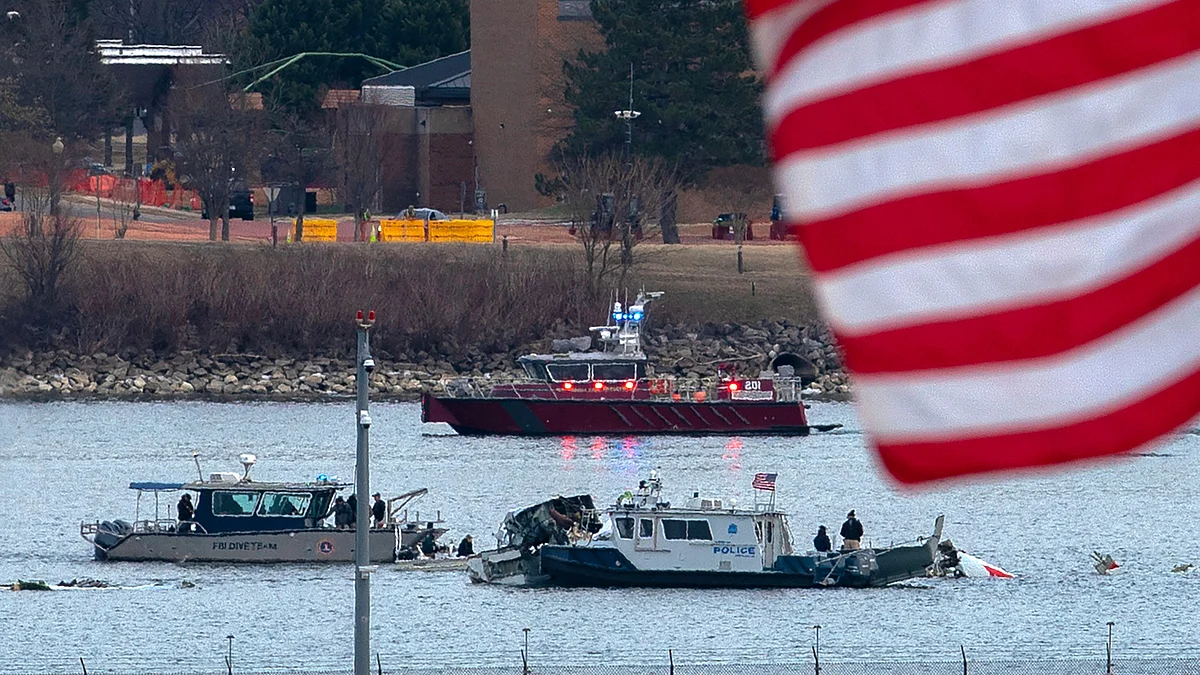 Police carry out search operation in Washington on 30 January (photo: PTI)