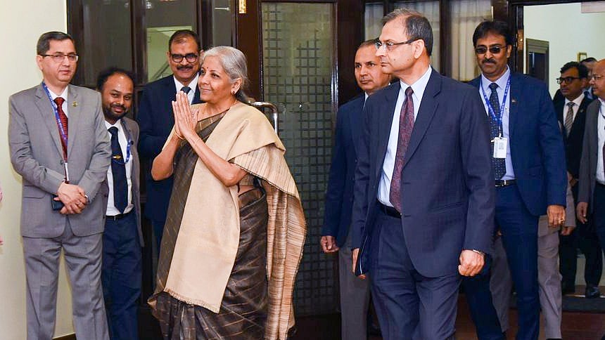 Finance Minister Nirmala Sitharaman and RBI Governor Sanjay Malhotra