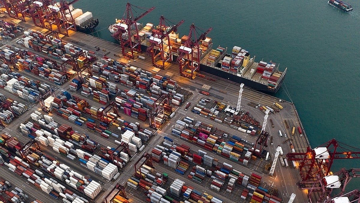 India’s exports contract 2.38 pc in Jan; trade deficit widens to $22.99 billion