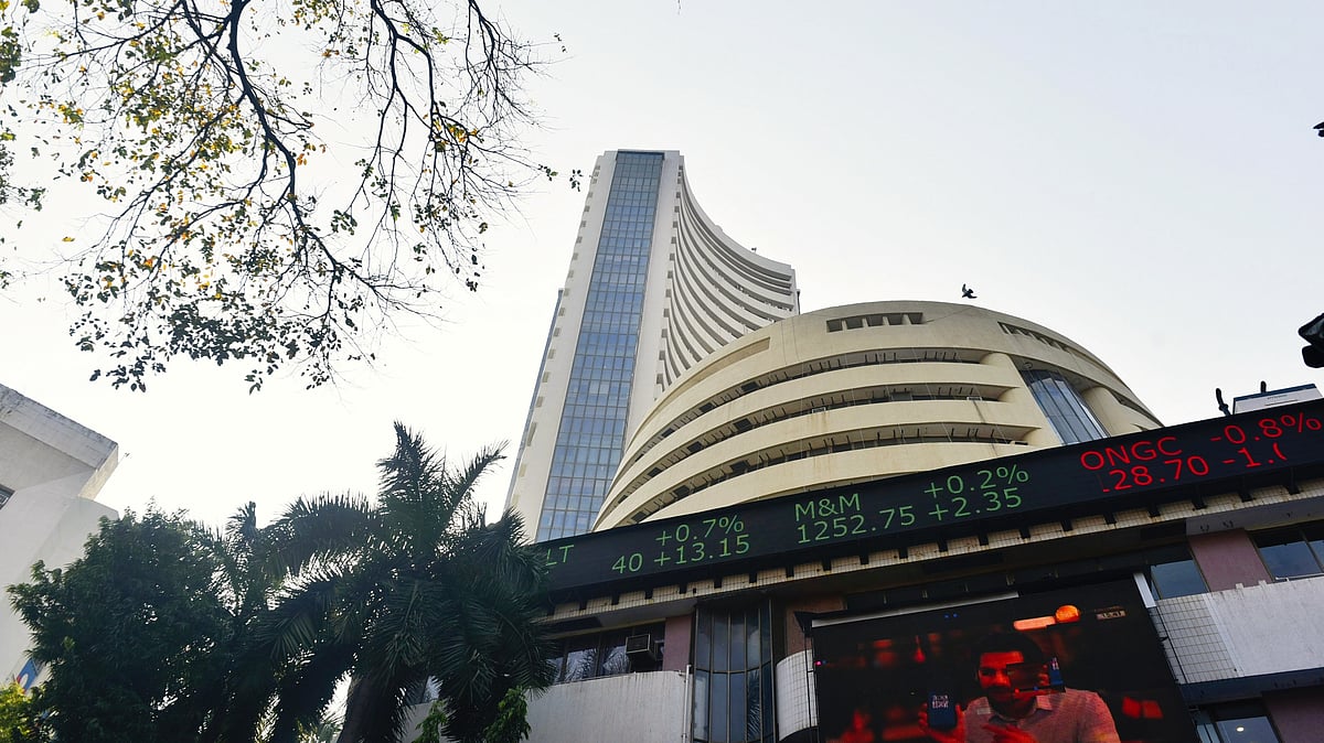Stock markets fall for 3rd day amid uncertainty over US tariff measures