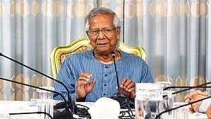 Bangladesh: BNP mounts pressure on Yunus, stages rally seeking polls by Dec
