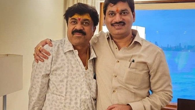 Devendra Fadnavis has asked Dhananjay Munde to resign as minister: sources