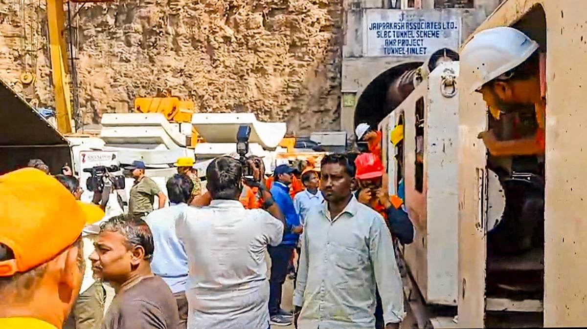 Cadaver dogs of Kerala Police to join Telangana tunnel collapse rescue operation