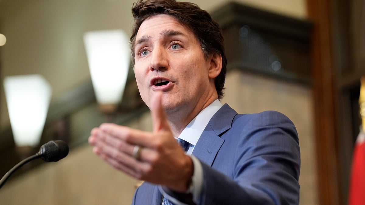 Canada to halt second wave of tariffs on US goods until 2 April 