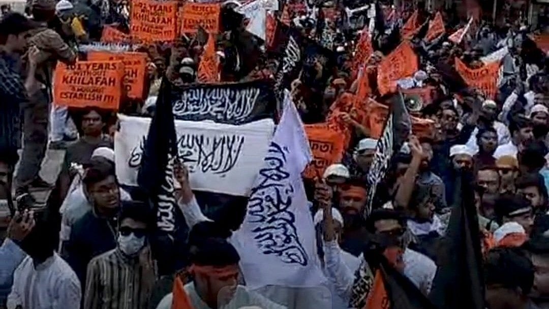 Panic grips Dhaka as terror outfit Hizb ut-Tahrir takes out massive rally
