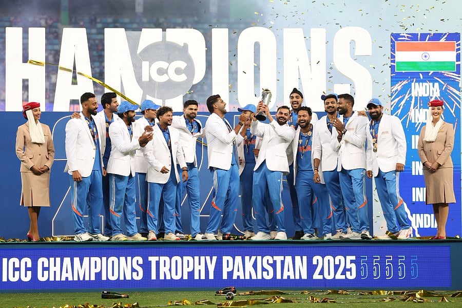 Champions Trophy: Rohit masterclass sets India on course for third title 