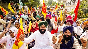 Punjab: Farmers’ fury turns to AAP
