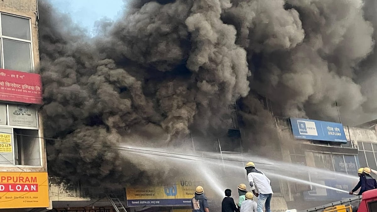Jaipur: Residents evacuated after warehouse blaze, over 30 fire engines at site