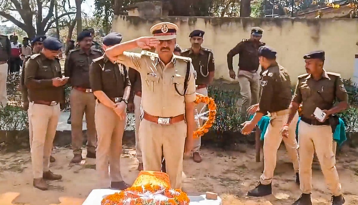 Seven policemen injured in spate of mob attacks in Bihar