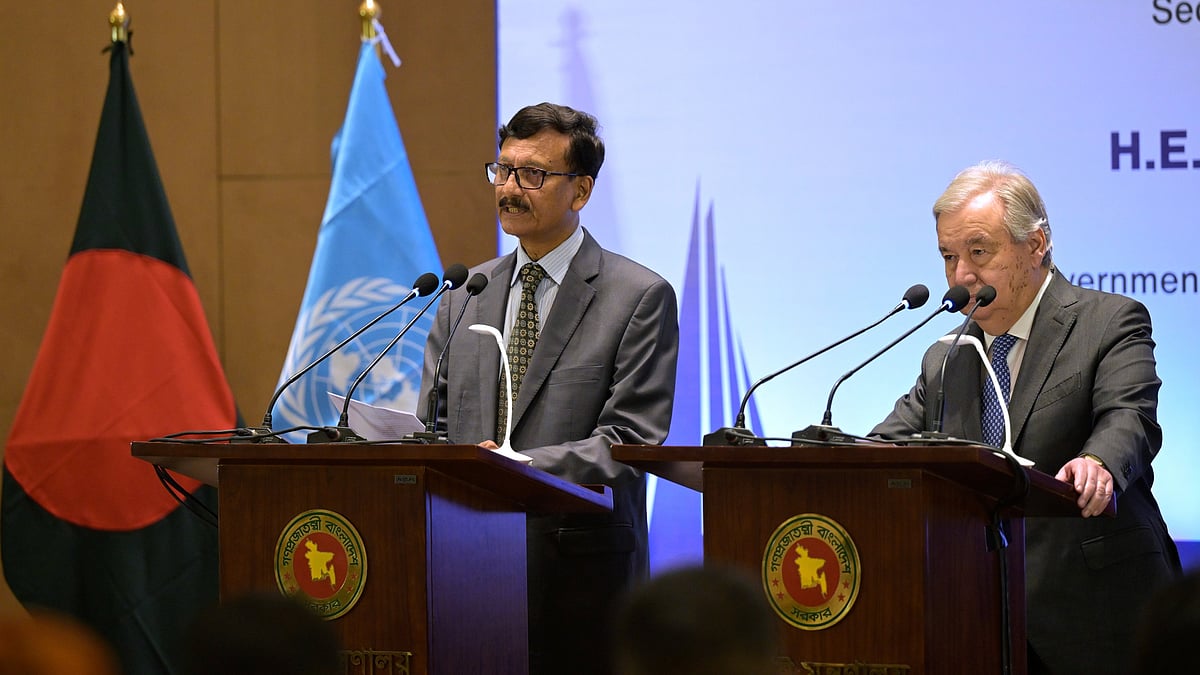 Antonio Guterres and Md. Touhid Hossain in Dhaka on 15 March (photo: AP/PTI)