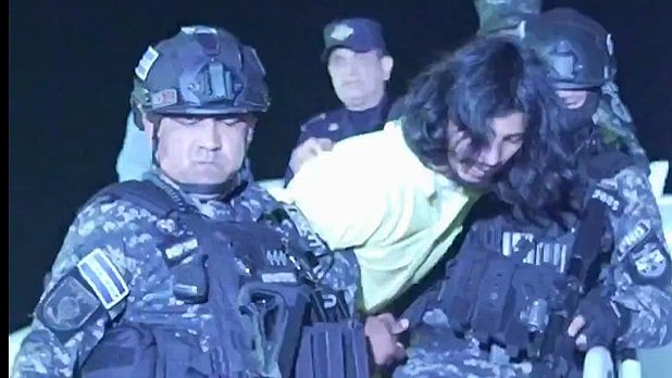 Trump govt deports hundreds even as judge orders their removals be stopped