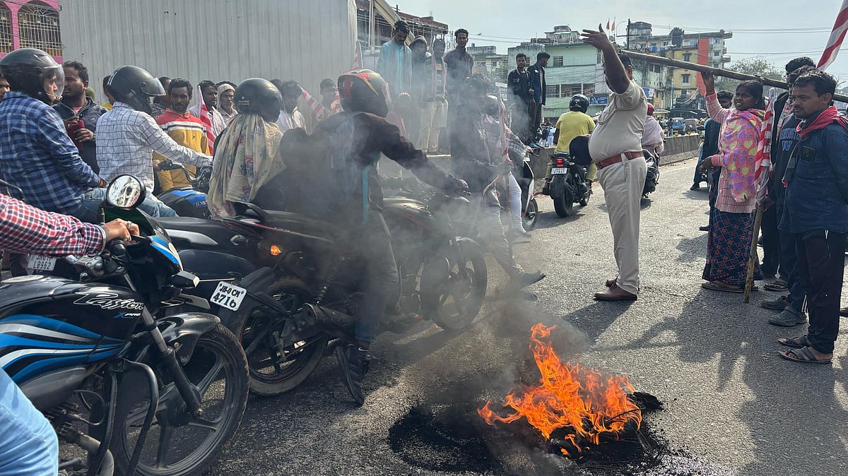 Tribal outfits hit streets to enforce Ranchi bandh, admin on alert