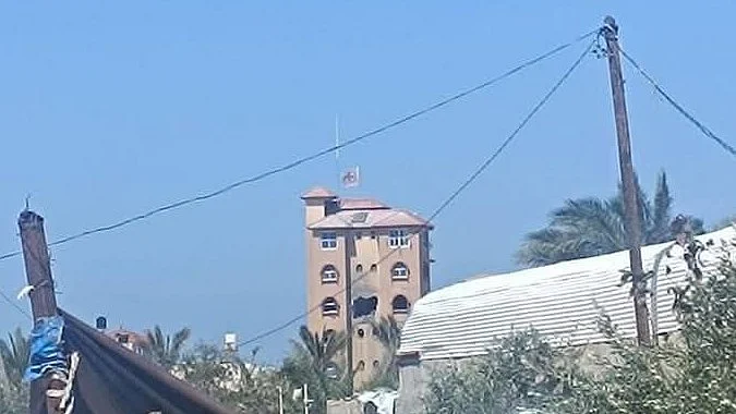 Red Cross building in Gaza now has a hole through it from an IDF assault