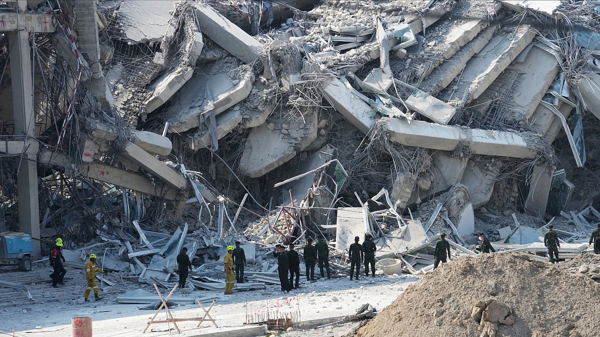 Powerful earthquakes rock South-East Asia, from Bangkok to Bangladesh