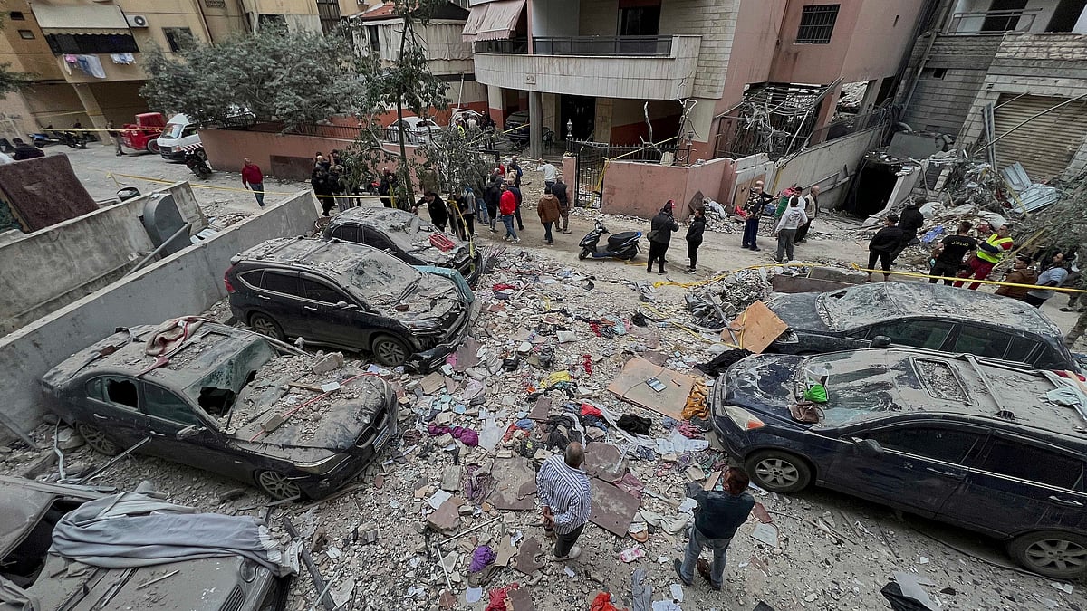 Israeli airstrikes damage vehicles in Beirut on 1 April (photo: AP/PTI)