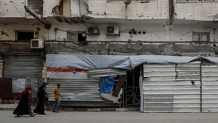 Civilians in the northern Gaza Strip (photo: IANS)