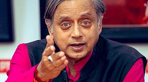 Market crash of concern, India should start negotiations with US: Shashi Tharoor