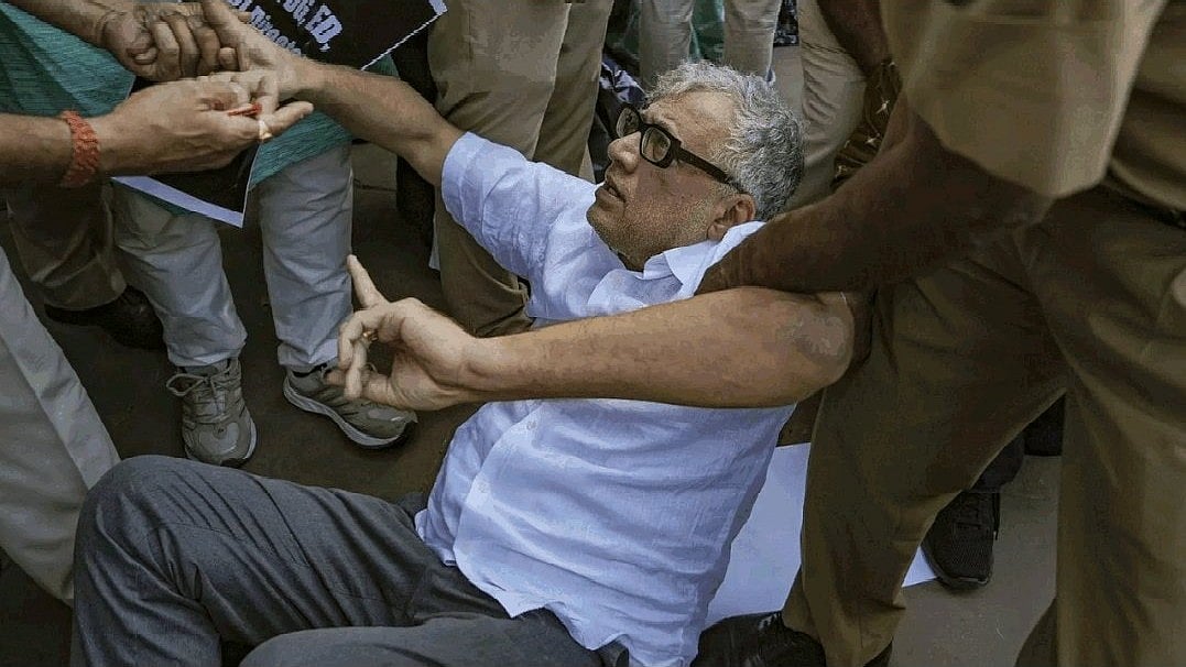 Delhi court summons TMC leaders O’Brien, Ghose, Gokhale in 2024 protest case
