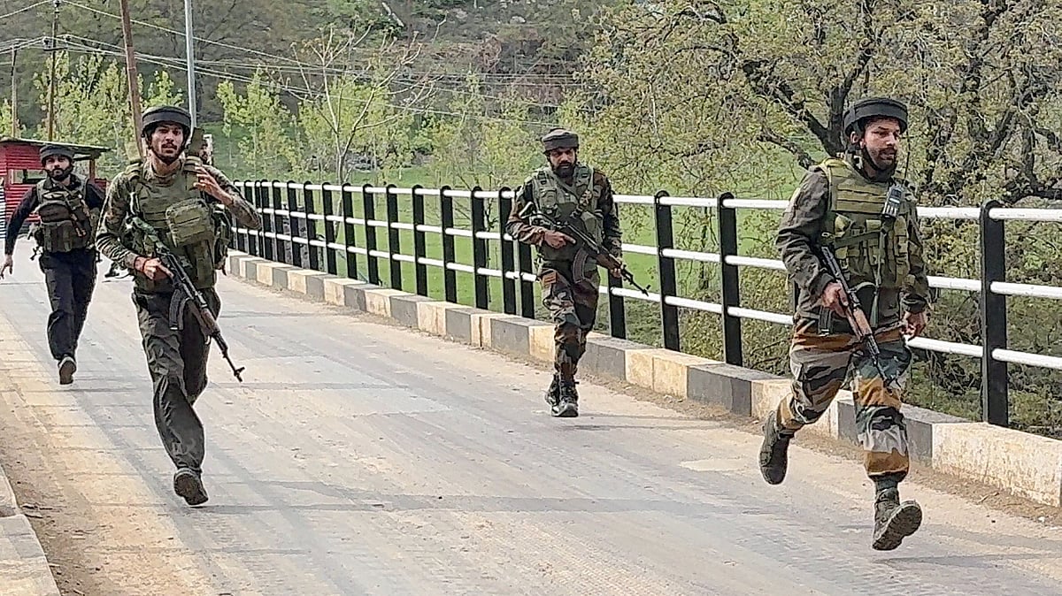 Security forces in J&K's Pahalgam 