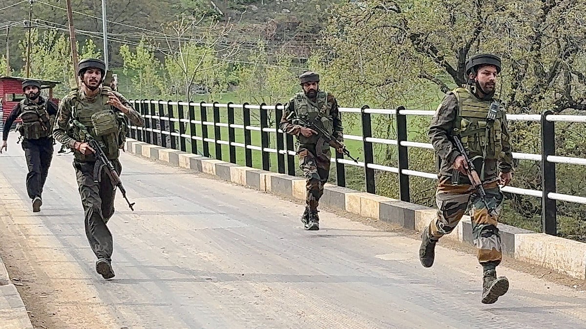 Security forces rush to the site of the terror attack in Pahalgam (photo: PTI)