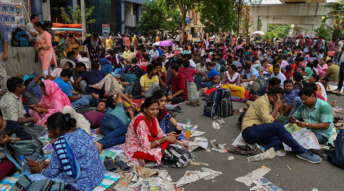 School jobs protest: Gheraoed SSC chairman gets to leave office after 40 hours
