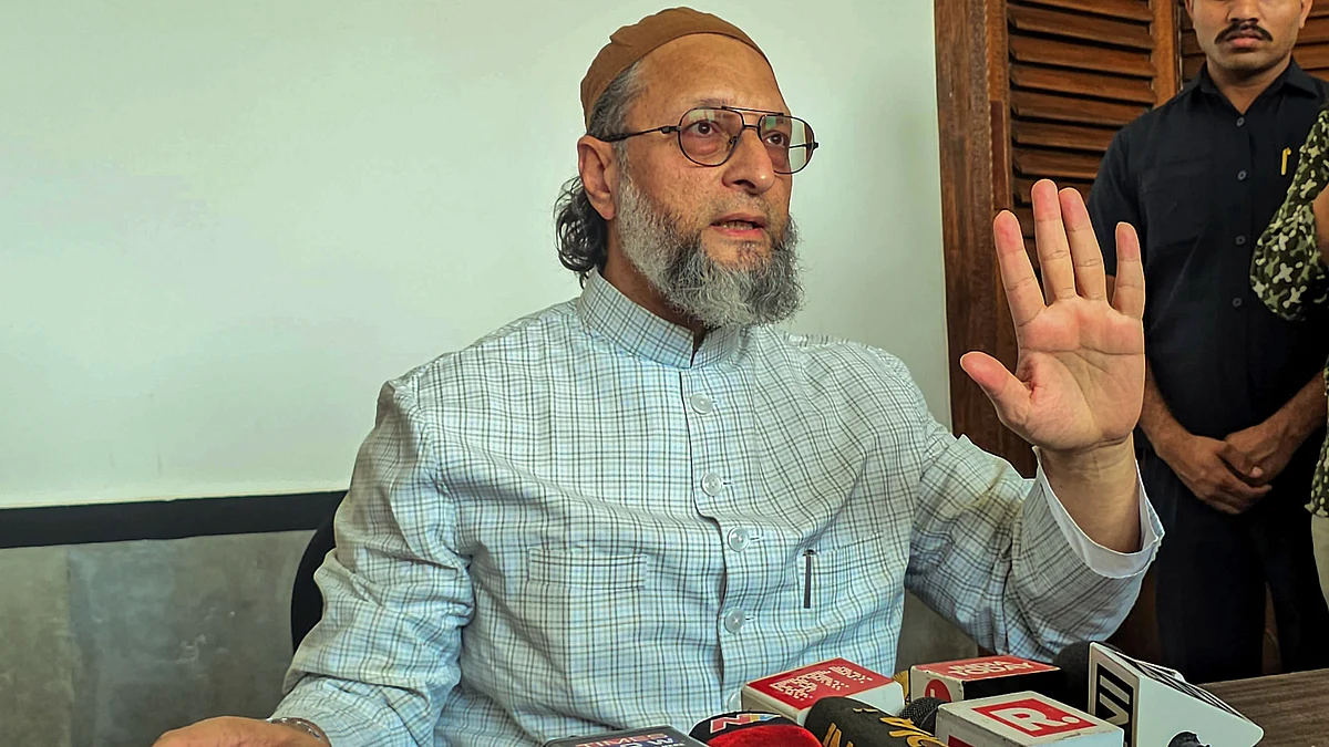 Asaduddin Owaisi at a press meet on Pahalgam on 24 April (photo: PTI)