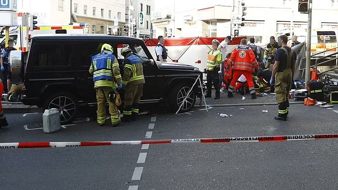 The vehicle which drove into the crowd in southwestern Germany on 2 May (photo: @nizamtellawi/X)