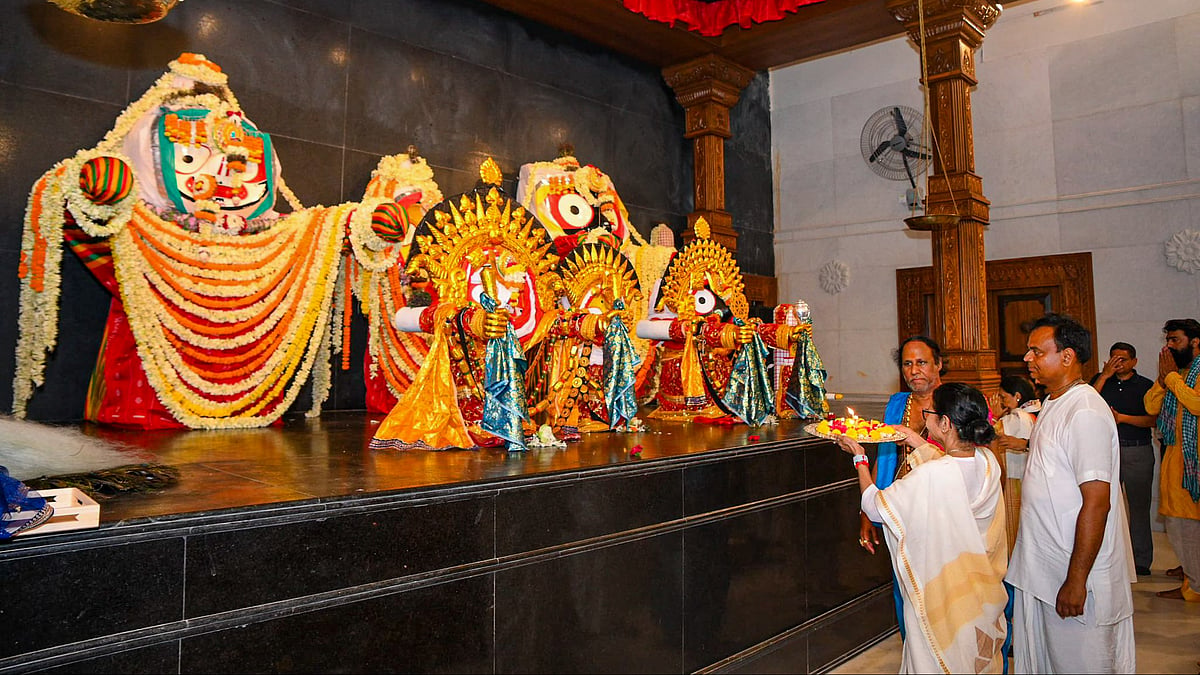 Servitor questioned over ‘use’ of Puri Jagannath temple sacred wood to make idols in Digha shrine