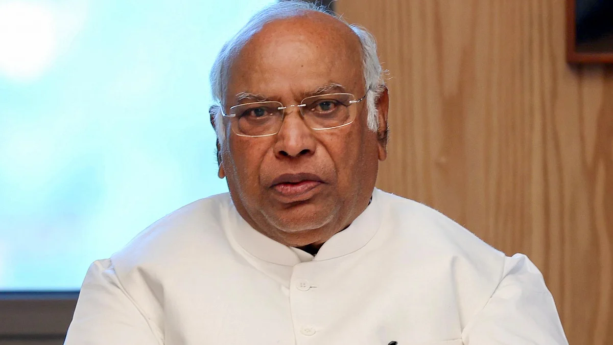 Congress chief Mallikarjun Kharge  (photo: IANS)