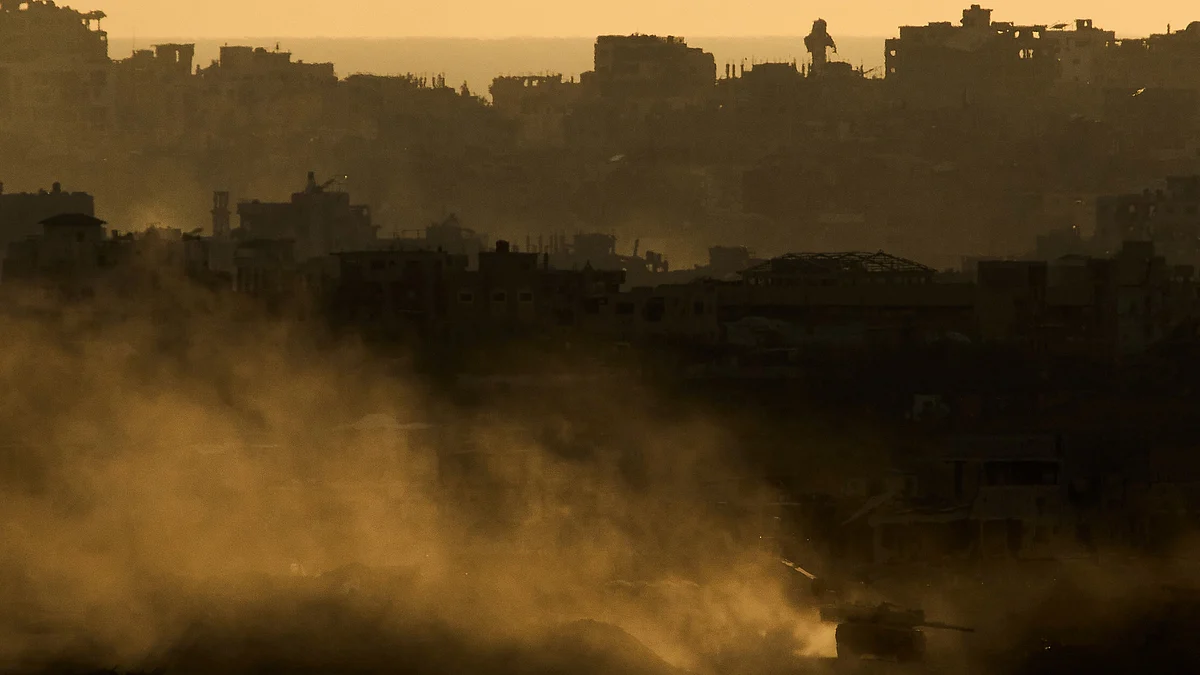 An Israeli army tank maneuvers in the Gaza Strip on 4 May (photo: AP/PTI)