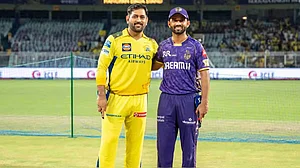 Mahendra Singh Dhoni and Ajinkya Rahane at the toss
