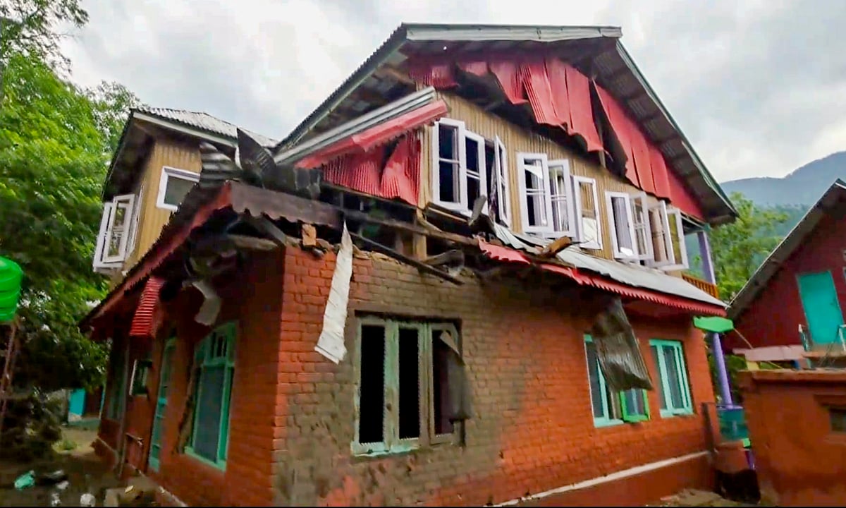 A house damaged by Pakistani shelling in J&K's Baramulla (photo: PTI)