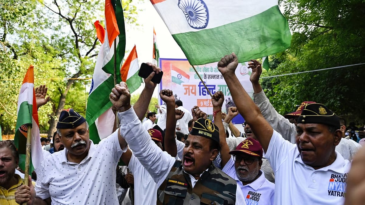 Congress workers at a Jai Hind Yatra in Delhi (photo: Vipin/NH)
