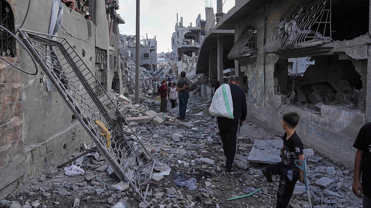 Israeli airstrikes destroy homes in Jabalia, northern Gaza Strip, on 14 May (photo: AP/PTI)