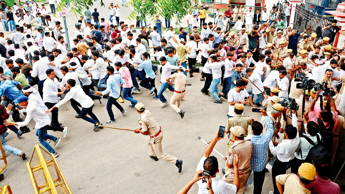 Police disperse students demanding elections to Rajasthan University Students Union, July 2024