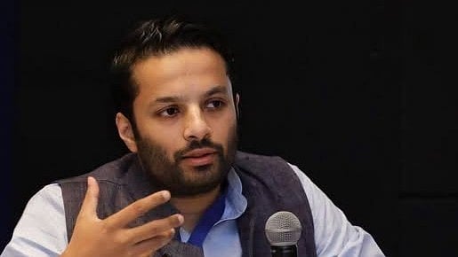 Congress attacks BJP over professor’s ‘thoughtful’ post 