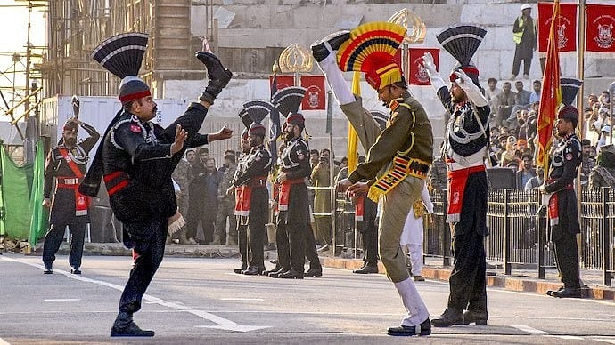 Punjab: Retreat ceremony on Pakistan border opens to public again on 21 May