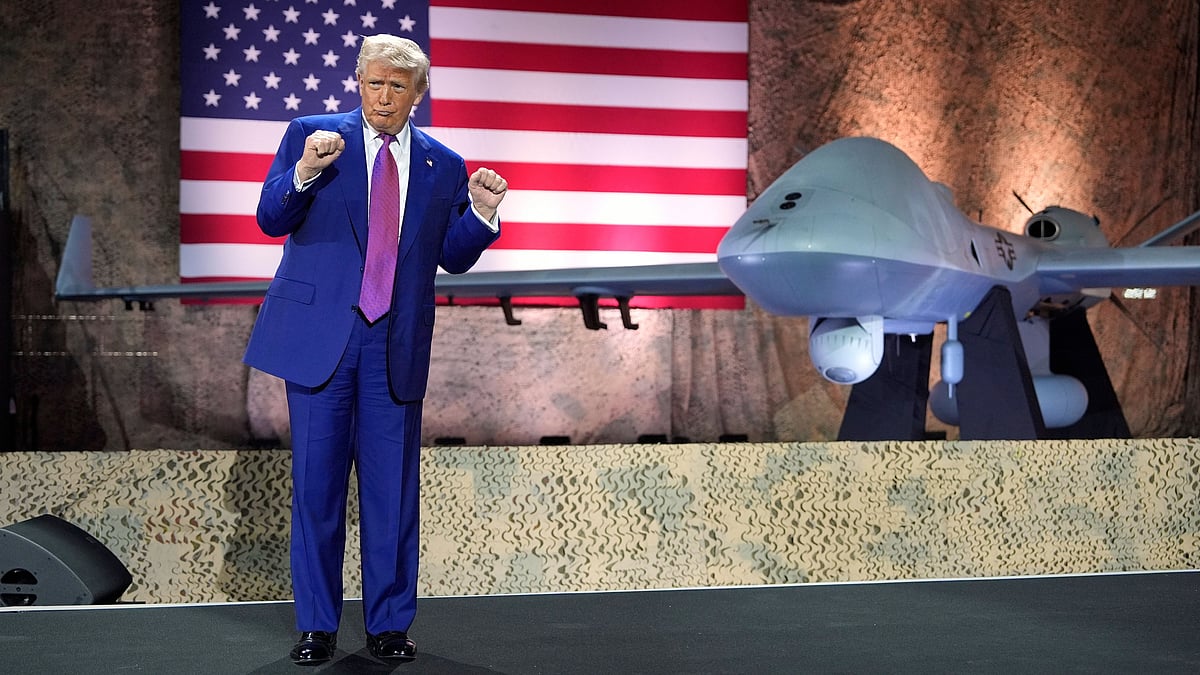 Donald Trump at Al Udeid Air Base on 15 May (photo: AP/PTI)