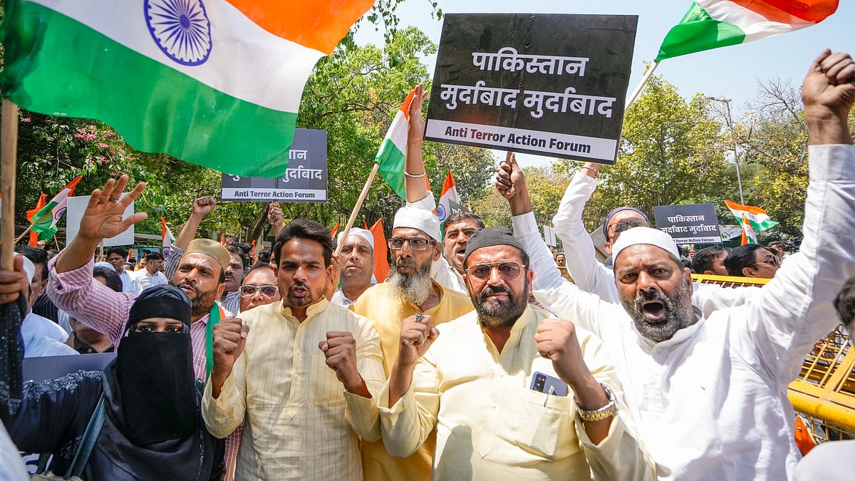India expels Pakistani High Commission official; second in one week