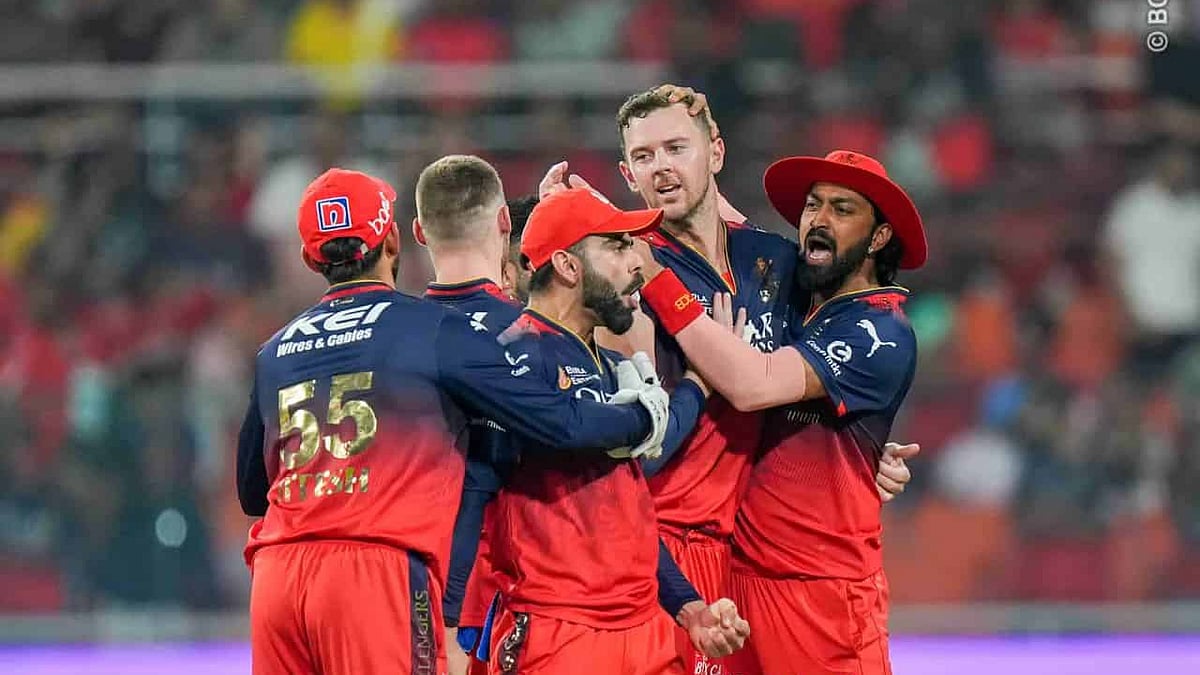 RCB cruised into final with a one-sided win