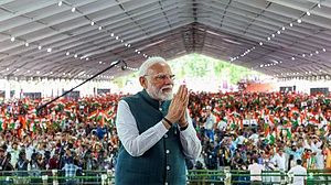 In Bengal, Modi blames Mamata for Murshidabad riots, teacher recruitment scam