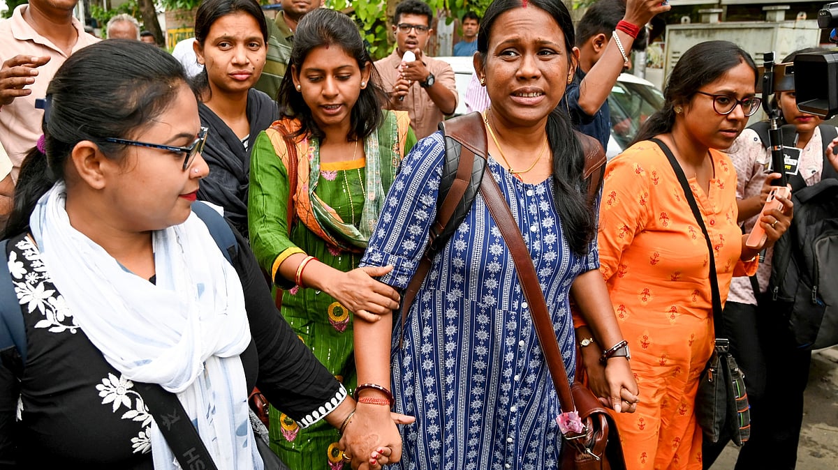 HC allows Bengal govt, SSC to challenge order on teacher recruitment