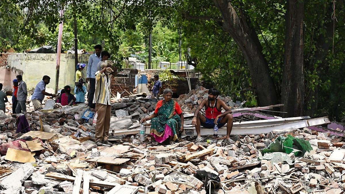 Madrasi Camp demolition inhuman, says Congress, Stalin offers help